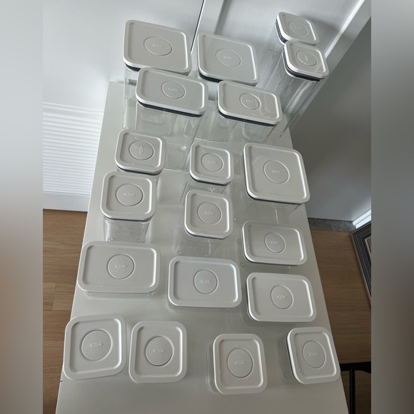 OXO 40-piece food storage set. Excellent condition. - Picture 5 of 10